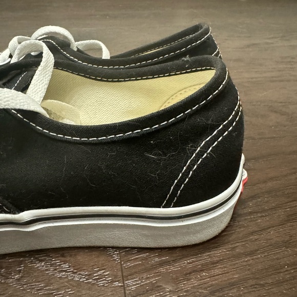 Vans Authentic Shoe. Size 7. Color Black. - Picture 12 of 15
